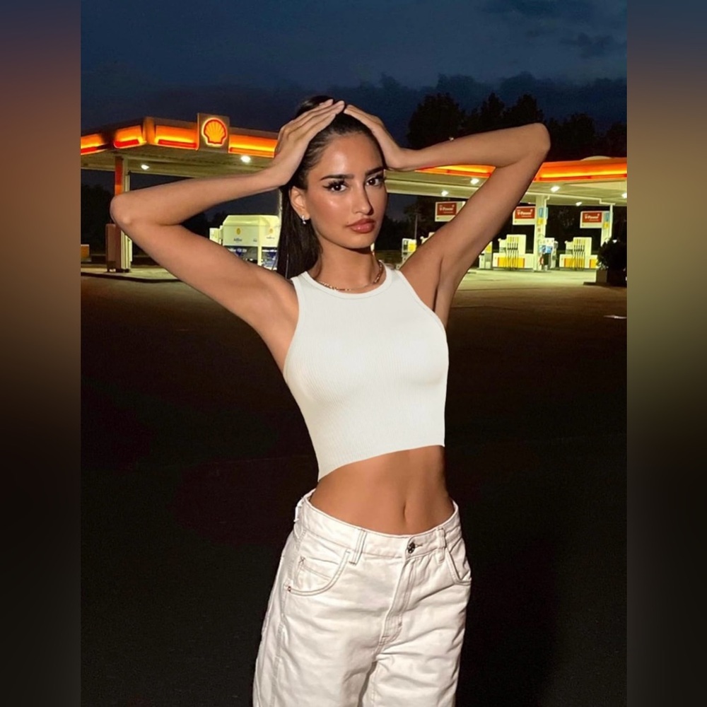 OQQ Women's 3 Piece Ribbed Seamless Racerback Crop Tops Small - Picture 3 of 8